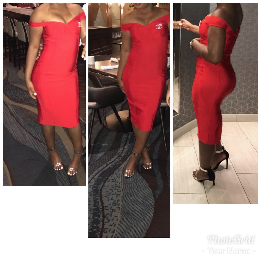 Red dinner dress , heart shaped ❤️
